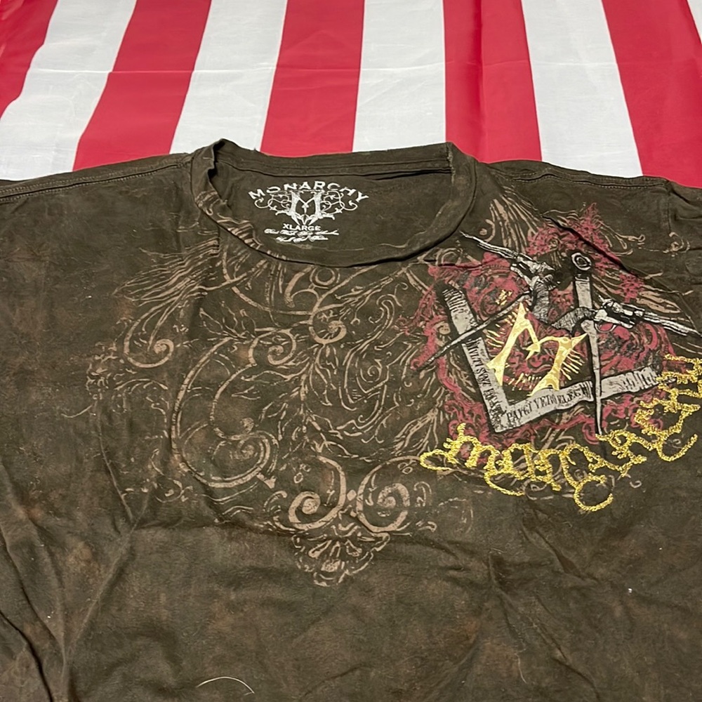 Monarchy mens dark brown graphic gold red. Xl